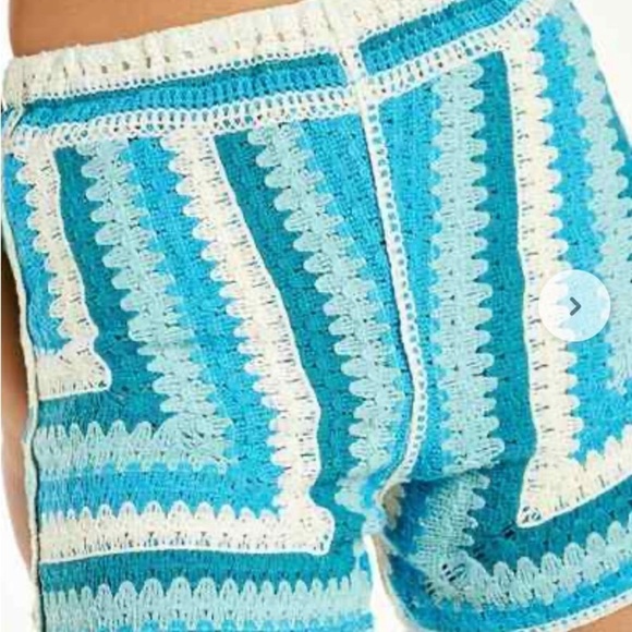 Rebellion Blue Cream Crochet Knit Shorts size L - Picture 2 of 10